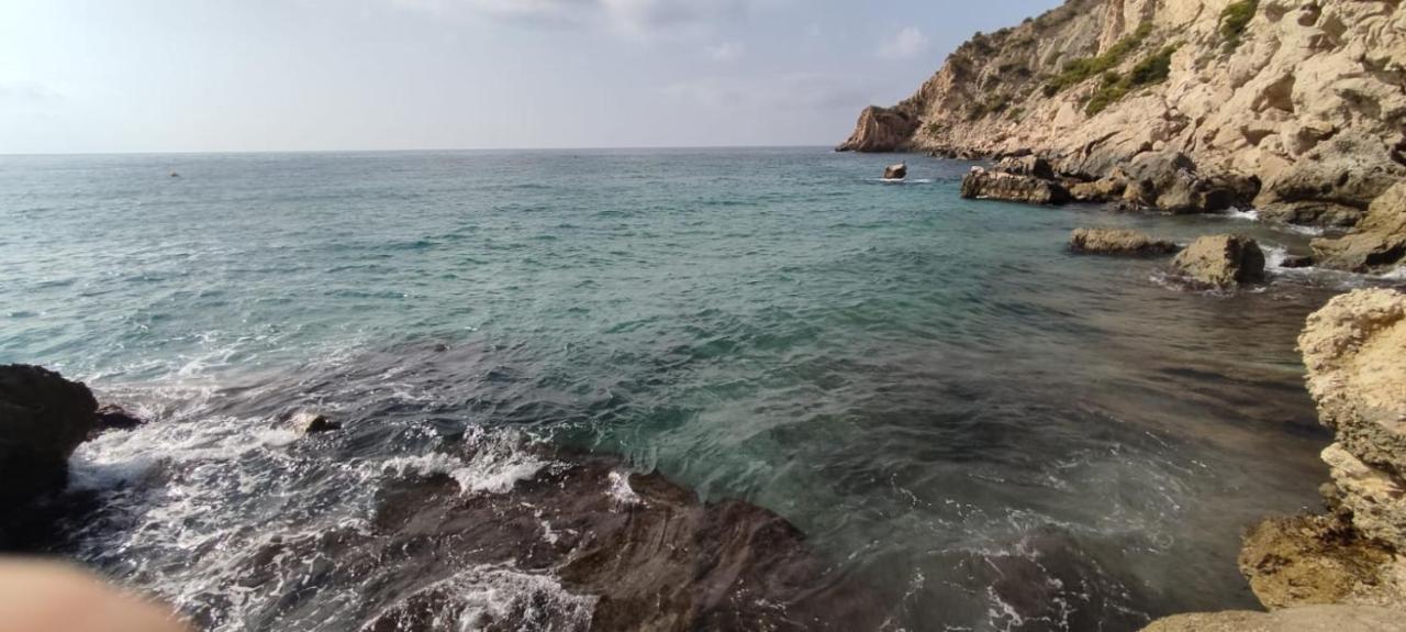 Relajate Junto Al Mar En Apartamento Cala Alta กาลา เด ฟีเนสตรัต ภายนอก รูปภาพ
