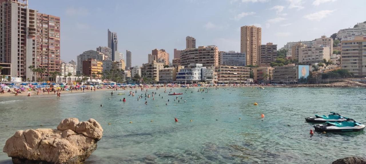 Relajate Junto Al Mar En Apartamento Cala Alta กาลา เด ฟีเนสตรัต ภายนอก รูปภาพ